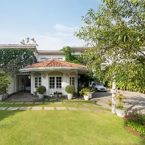 https://kandy-lake-lodge.negombohotels.net