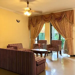 https://noahs-ark-home-stay.negombohotels.net